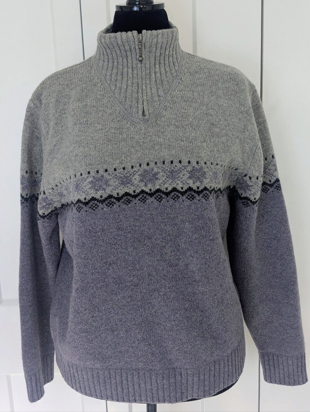 Woolrich women's XL Fair Isle Knit 1/4 Zip Mock Neck wool Pullover Sweater Gray